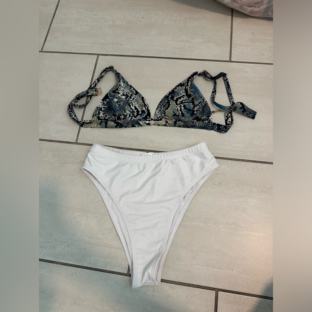 HIGH WAISTED BIKINI